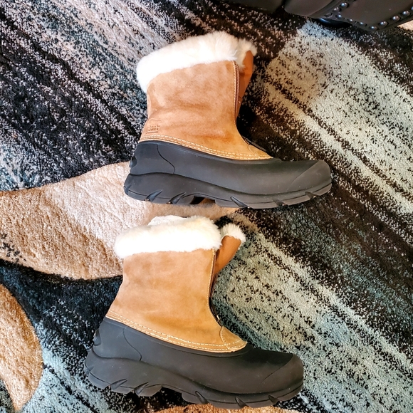 SOREL Winter Weather Boots - Size 6 (EUC) - Picture 6 of 11